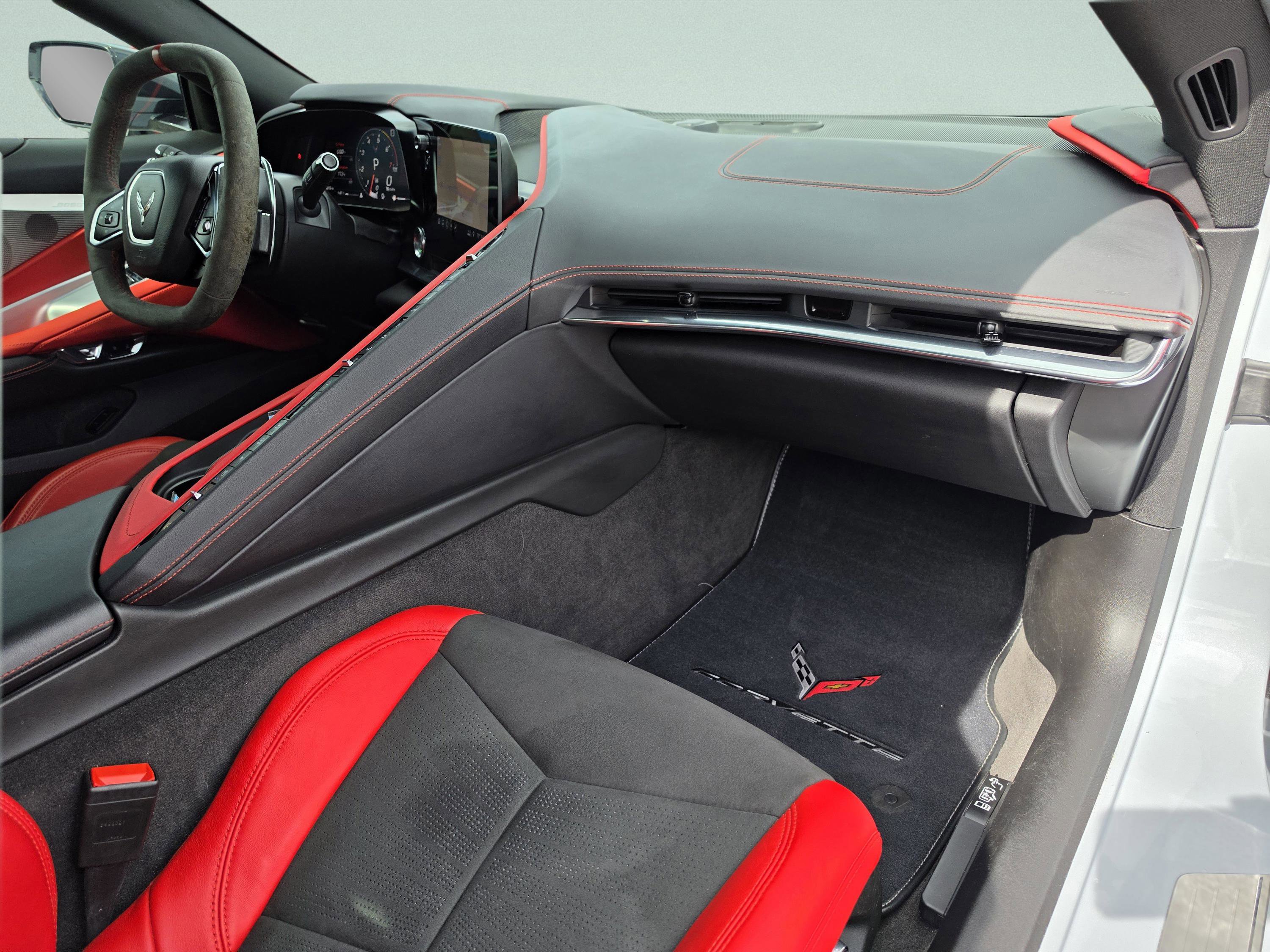 Used 2020 Chevrolet Corvette Stingray Preferred Cpe w/ 2LT Preferred Equipment Group RWD image 15
