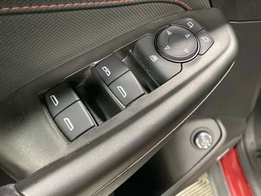 Used 2023 Chevrolet TrailBlazer RS w/ Sun and Liftgate Package FWD image 21