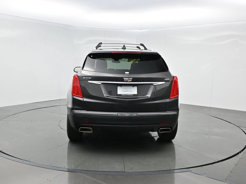 Used 2017 Cadillac XT5 Luxury w/ Driver Awareness Package FWD image 5