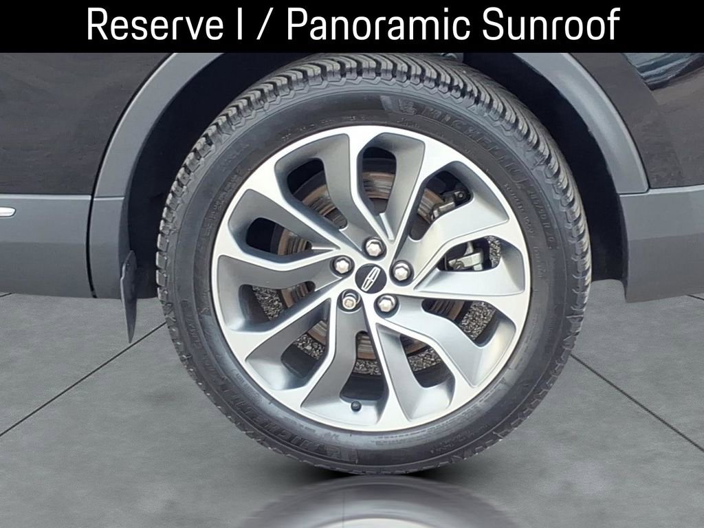 Certified 2022 Lincoln Nautilus Reserve w/ Equipment Group 201A image 4