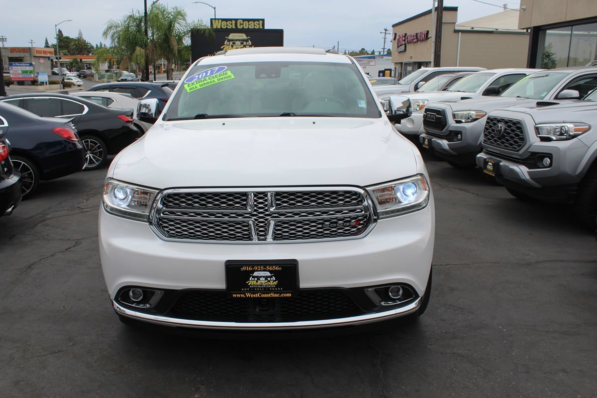 Used 2017 Dodge Durango Citadel w/ Premium Entertainment Group AWD/4WD image 3