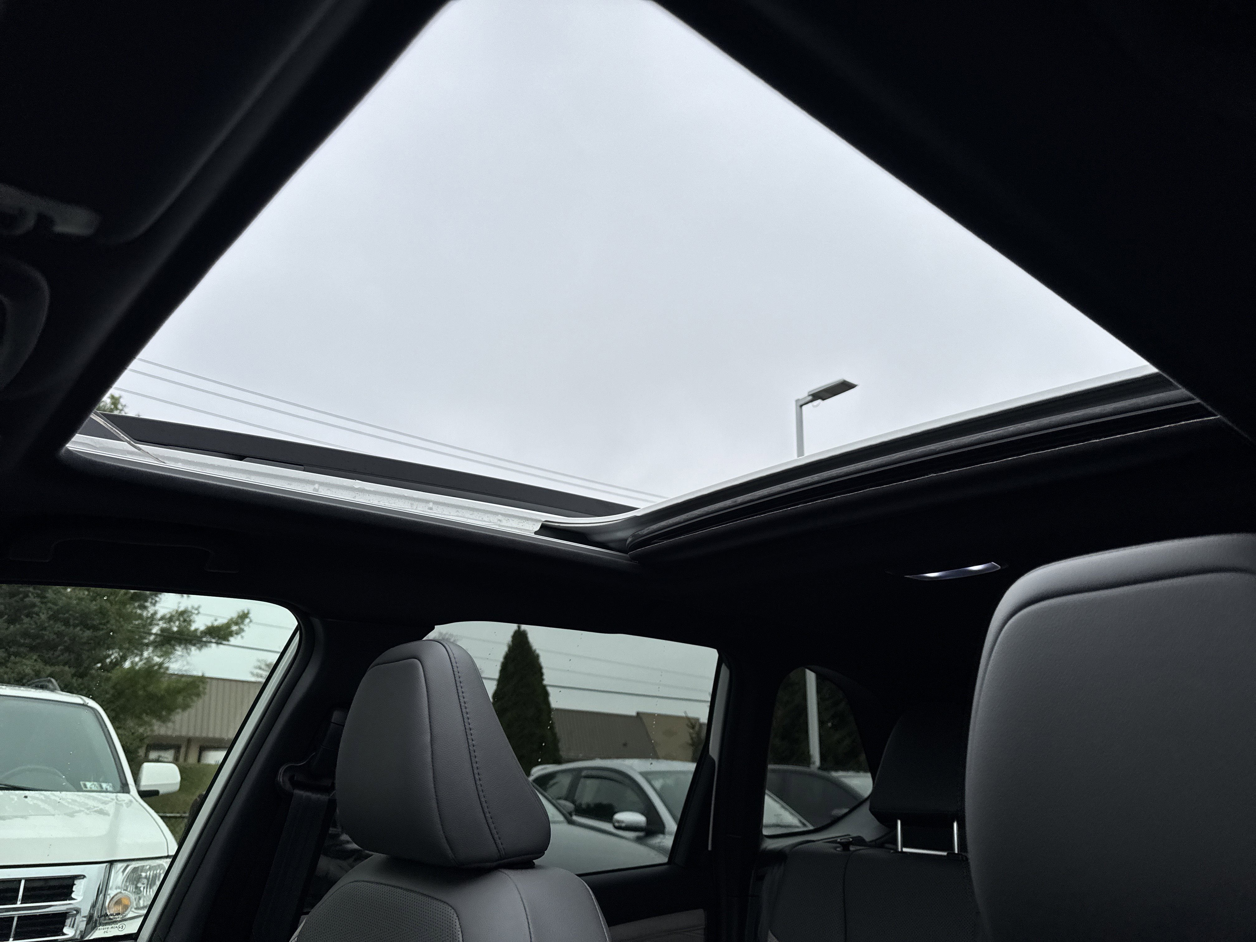 Certified 2025 Subaru Forester Limited image 18