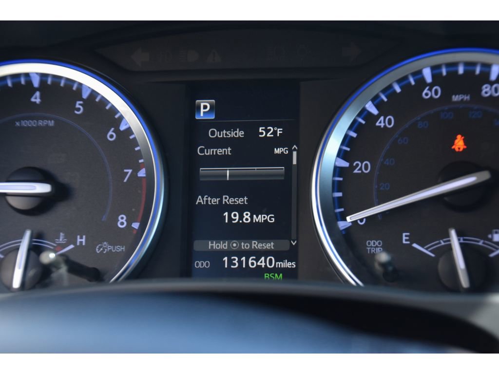 Used 2019 Toyota Highlander XLE AWD/4WD image 20