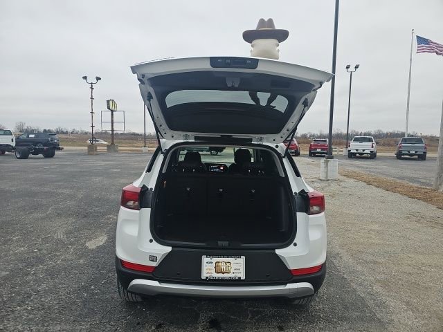 New 2026 Chevrolet TrailBlazer LT w/ Driver Confidence Package AWD/4WD image 10