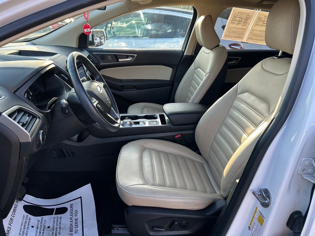 Used 2023 Ford Edge SEL w/ Convenience Package image 11