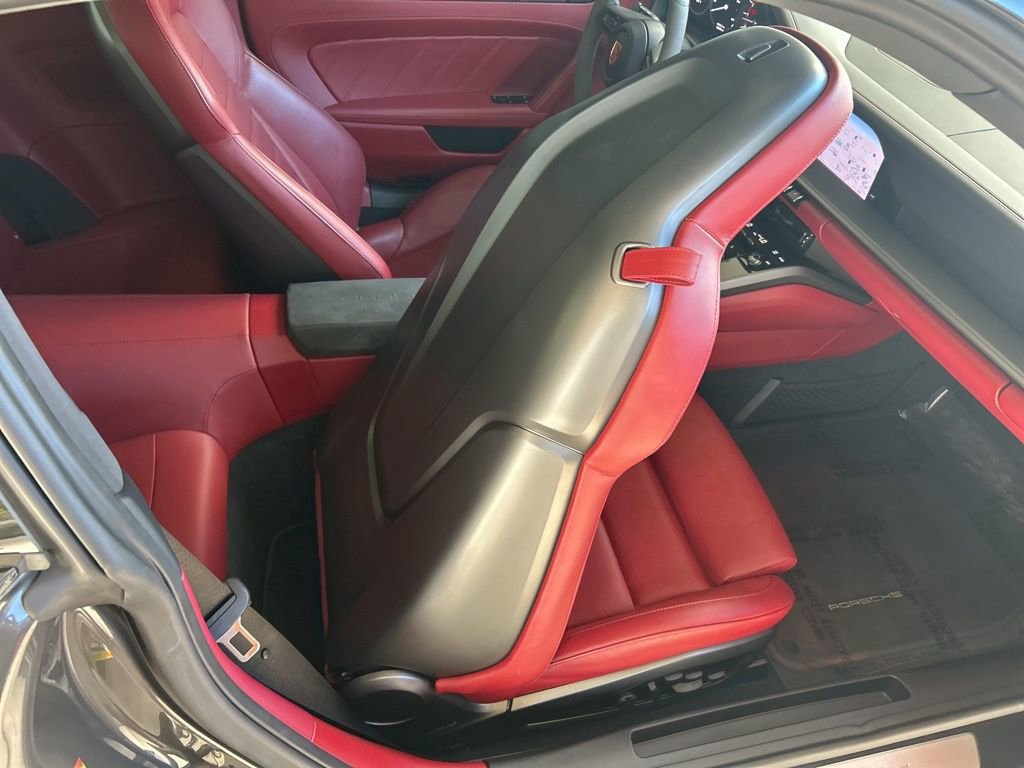 Used 2024 Porsche 911 Carrera 4 image 25