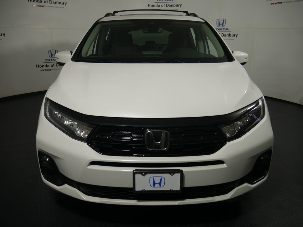 New 2027 Honda Odyssey Touring image 2