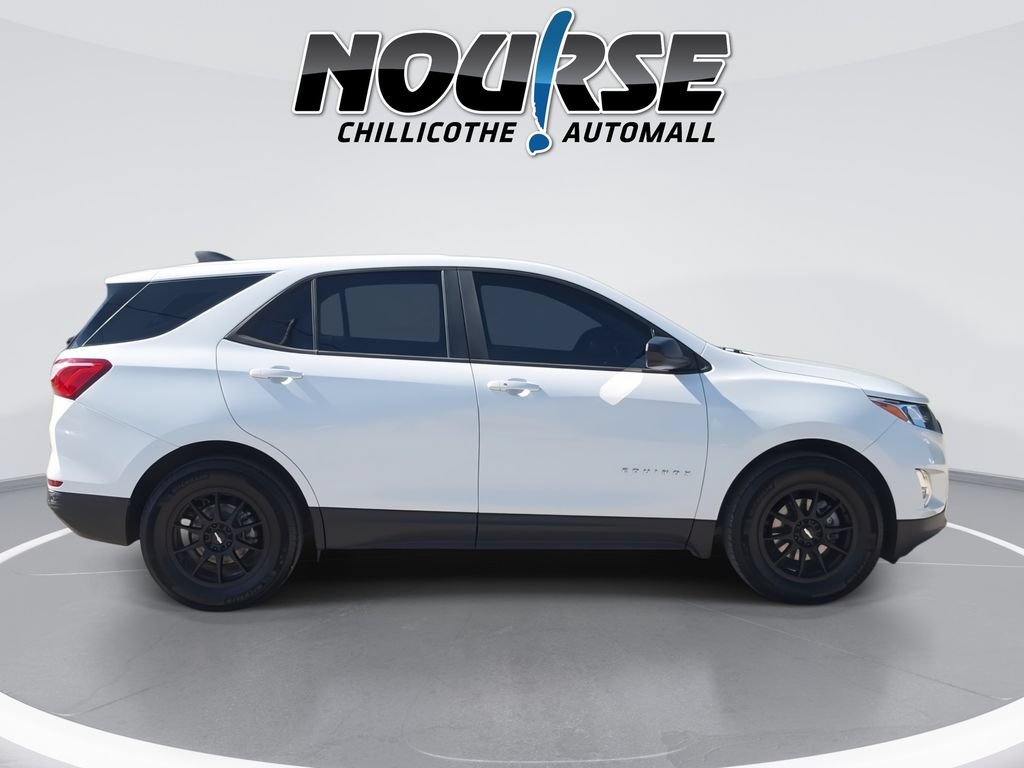 Used 2020 Chevrolet Equinox LS w/ LPO, Roadside Safety Package AWD/4WD image 9