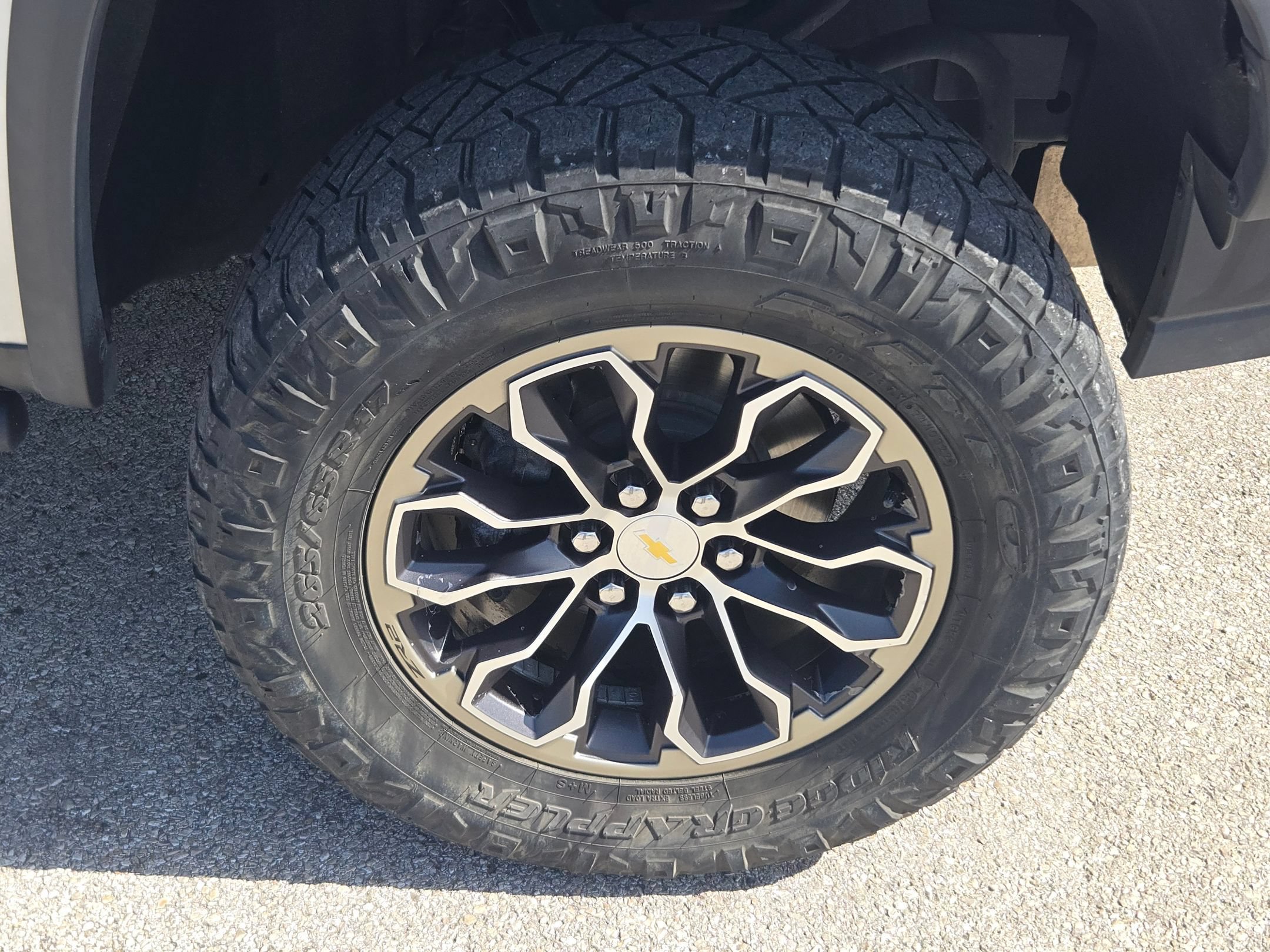 Used 2018 Chevrolet Colorado ZR2 AWD/4WD image 31