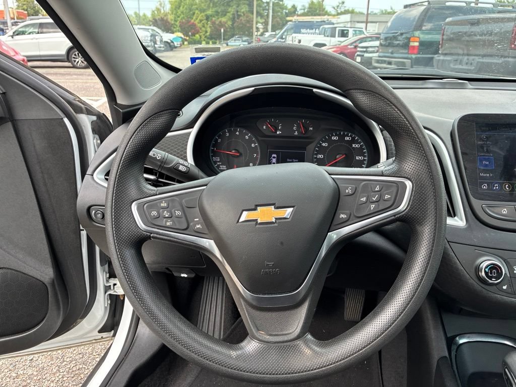 Used 2024 Chevrolet Malibu LT FWD image 23