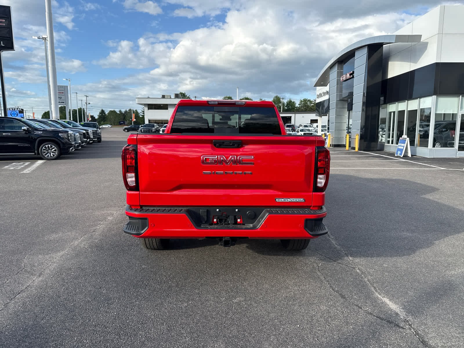 New 2026 GMC Sierra 1500 Elevation w/ Elevation Premium Package AWD/4WD image 4