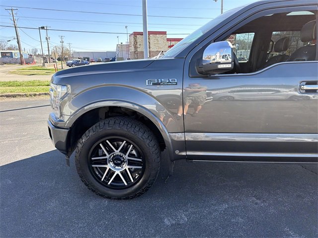 Used 2018 Ford F150 Platinum w/ Equipment Group 701A Luxury image 9