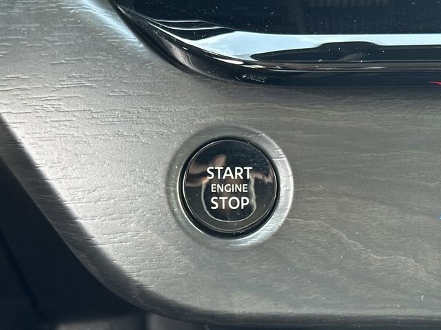 Certified 2025 Nissan Murano SV image 6