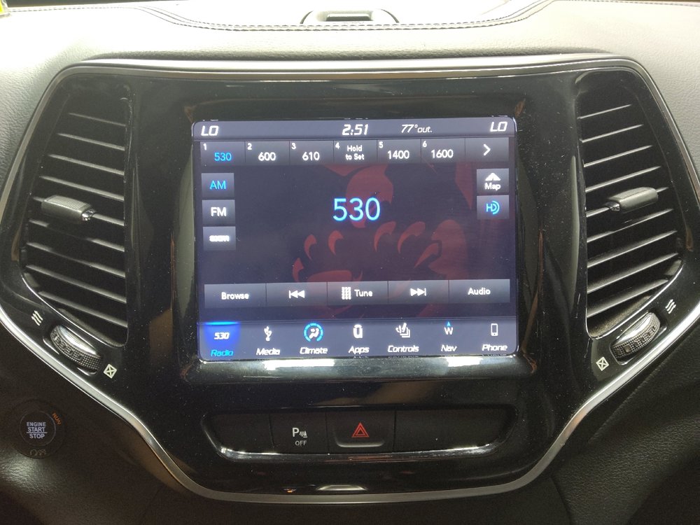 Used 2019 Jeep Cherokee High Altitude AWD/4WD image 25