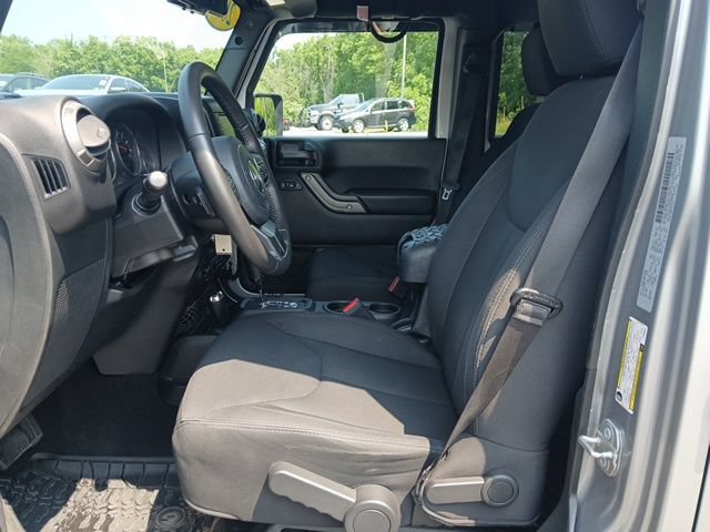 Used 2018 Jeep Wrangler Unlimited Sport S AWD/4WD image 19