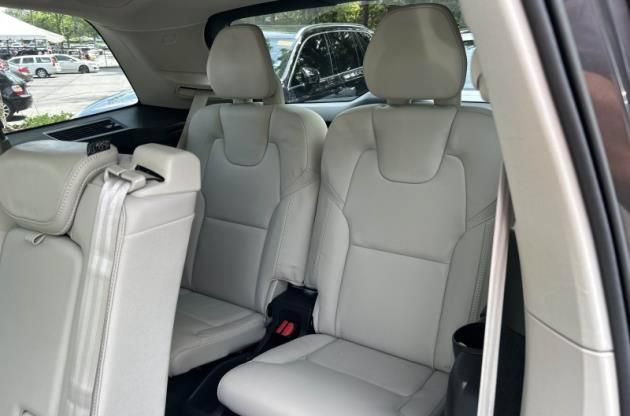 Used 2023 Volvo XC90 B6 Ultimate w/ Protection Package Premier AWD/4WD image 19