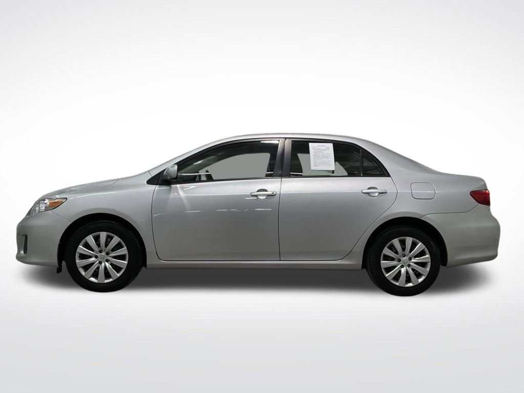 Used 2012 Toyota Corolla LE FWD image 25