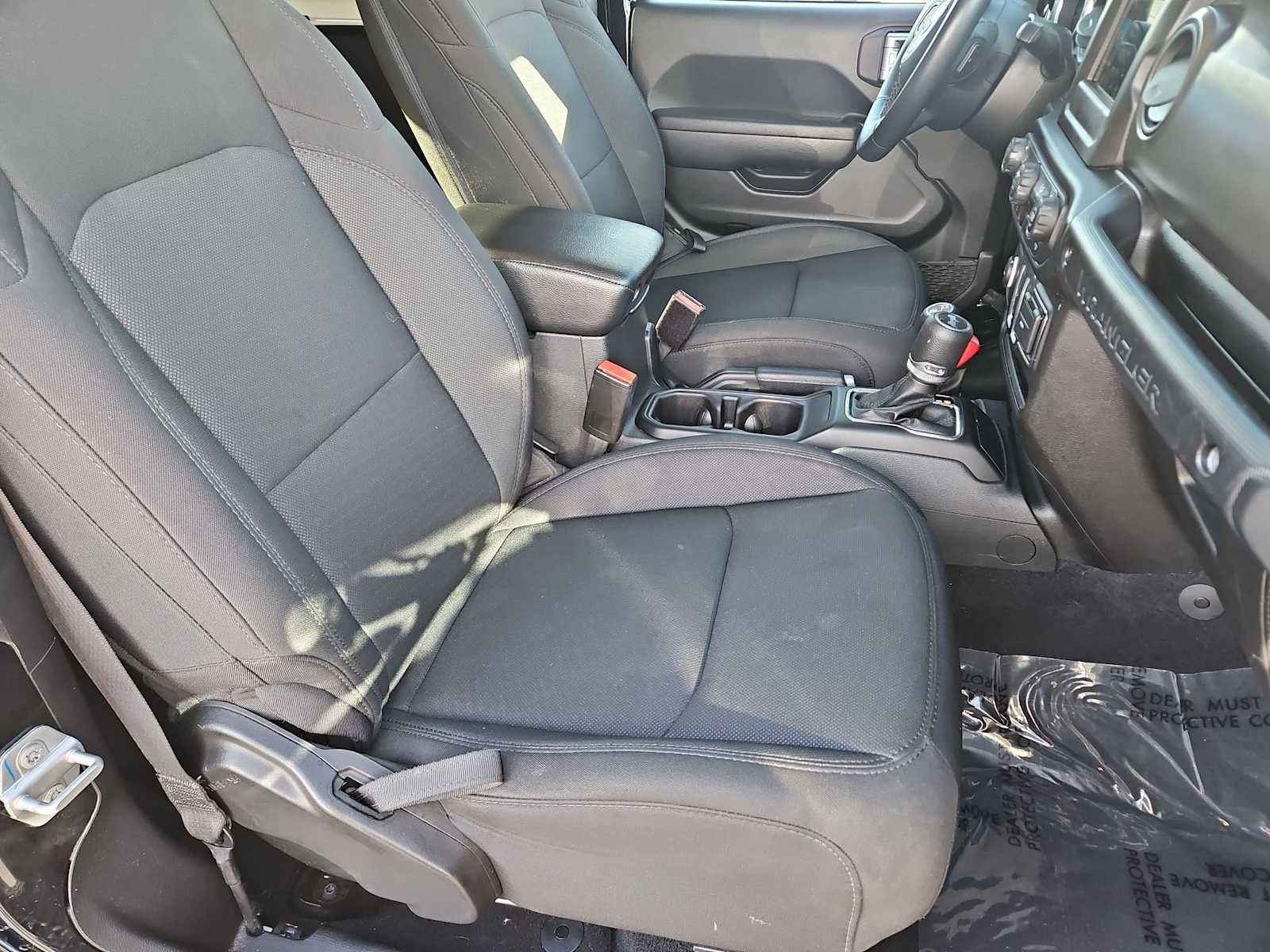 Used 2021 Jeep Wrangler Sport S image 19