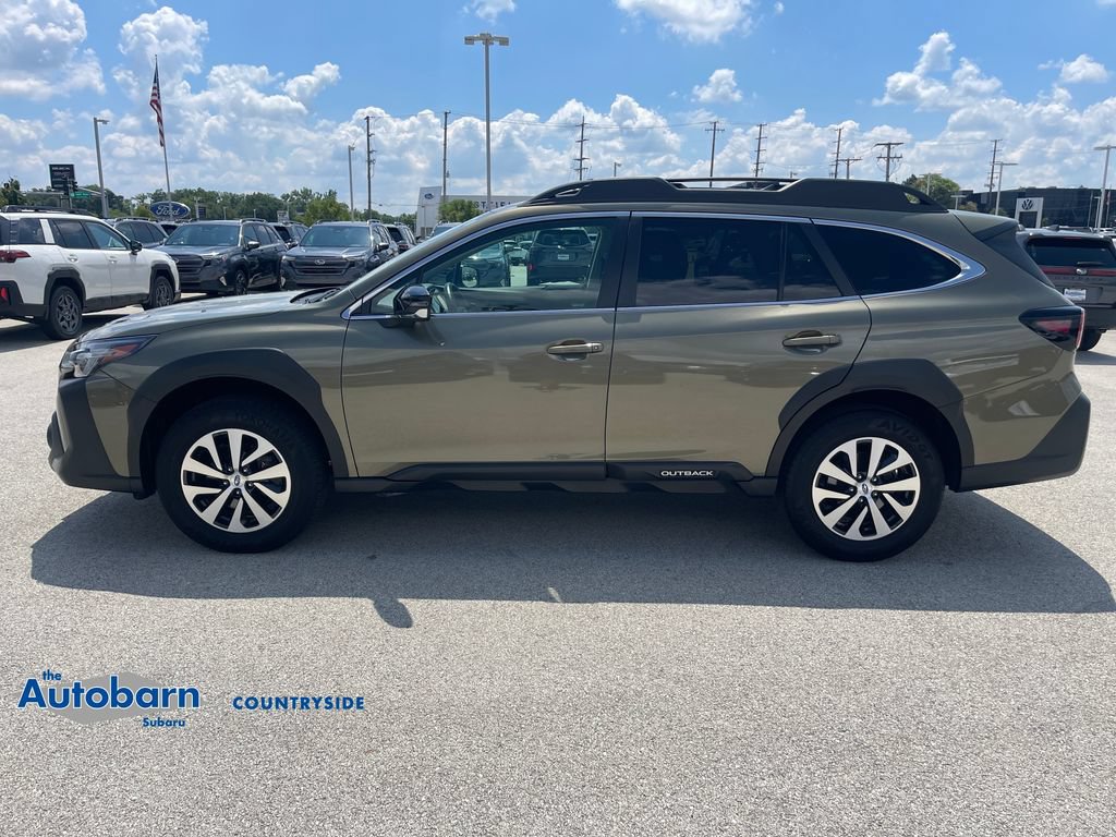 Certified 2024 Subaru Outback Premium AWD/4WD image 2