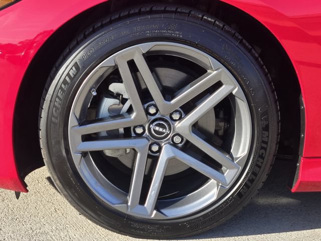 Used 2025 Nissan Z Sport w/ Floor Mat Package RWD image 11