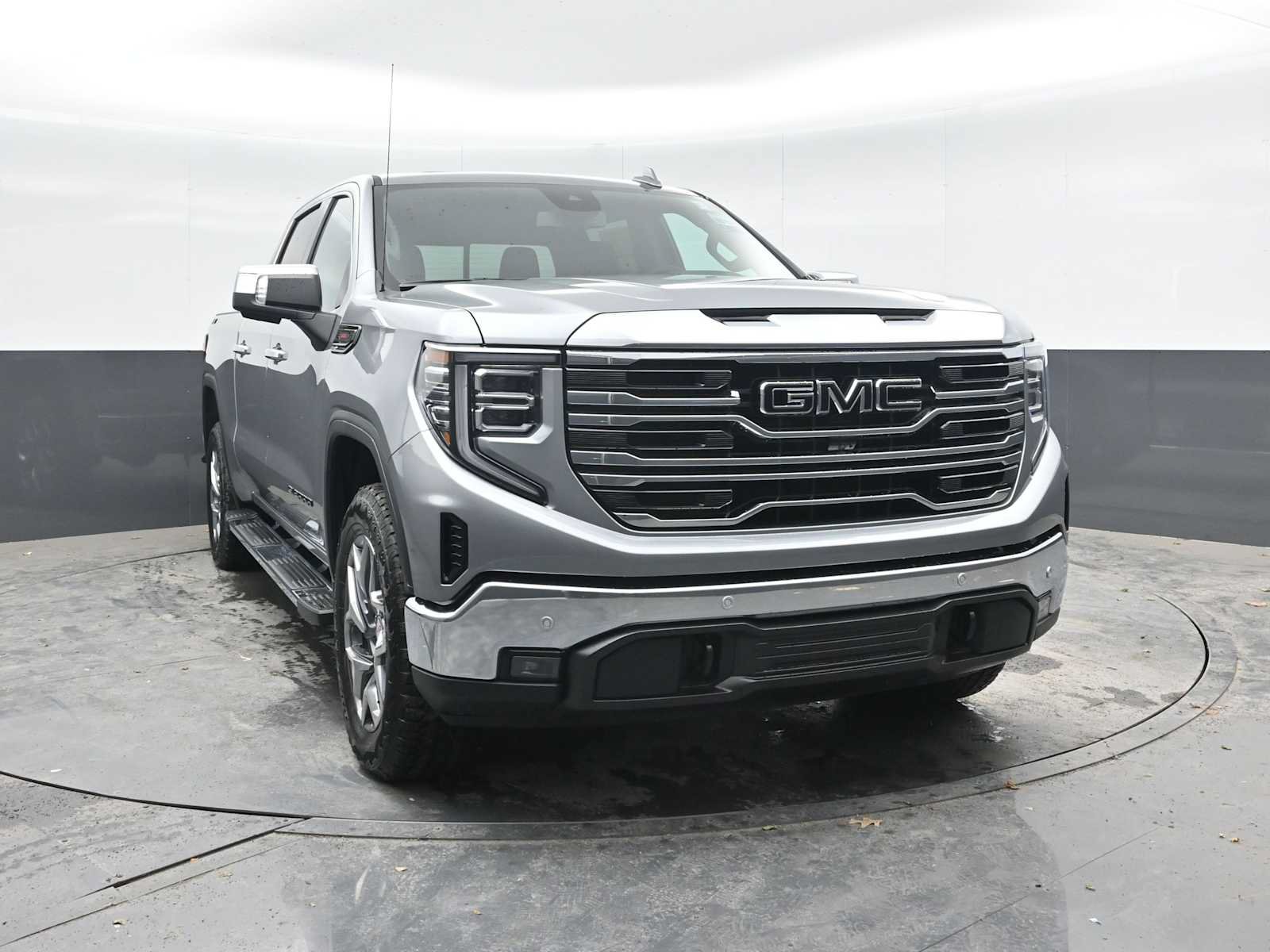 New 2026 GMC Sierra 1500 SLT w/ SLT Premium Package AWD/4WD image 5