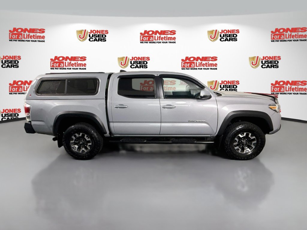 Used 2019 Toyota Tacoma TRD Off-Road AWD/4WD image 15
