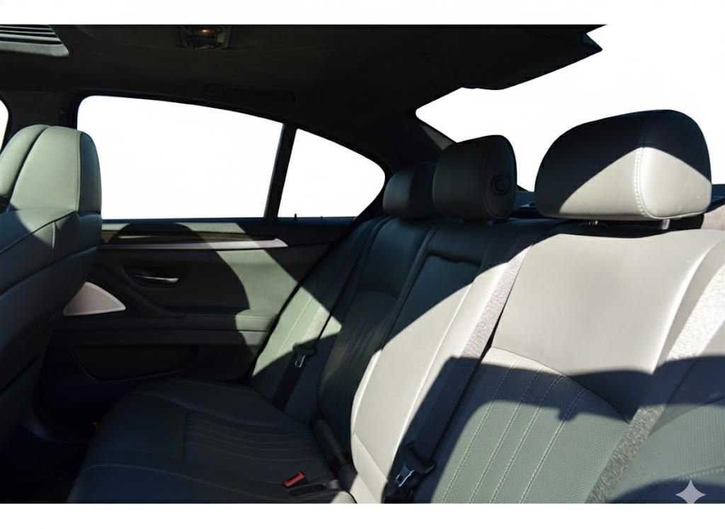 Used 2013 BMW M5 image 15