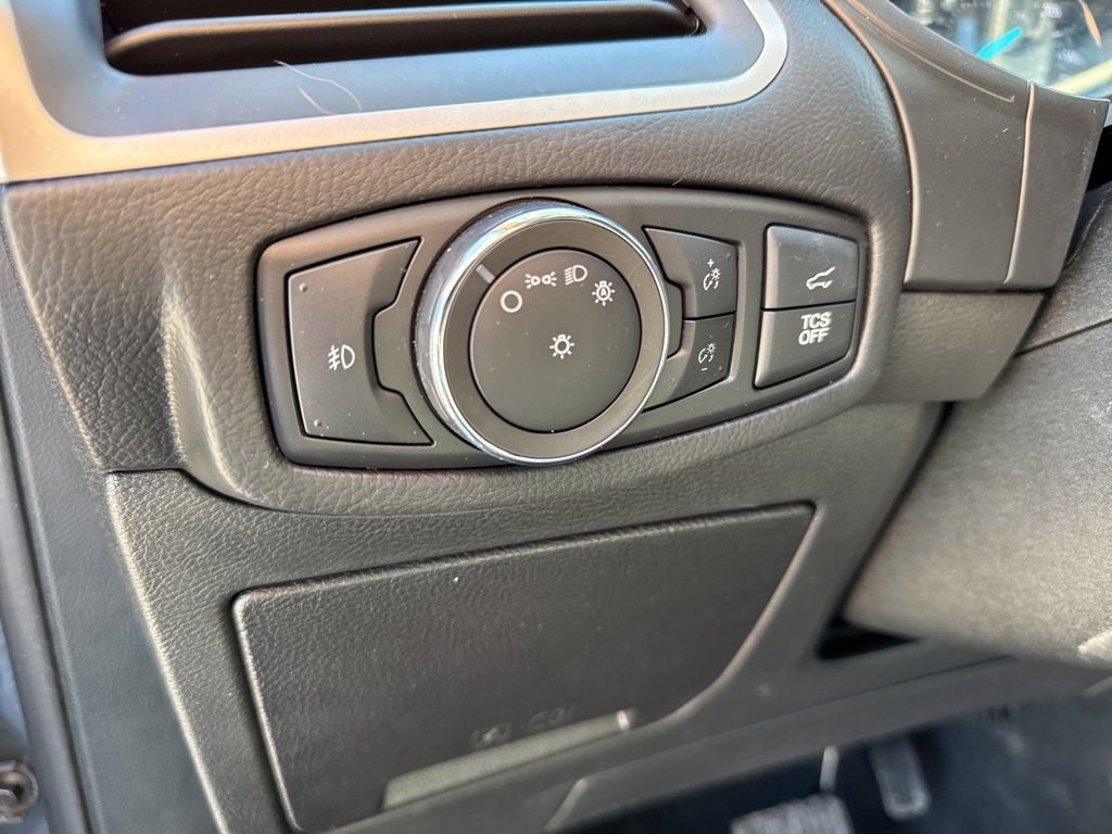 Used 2022 Ford Edge SEL w/ Convenience Package image 16