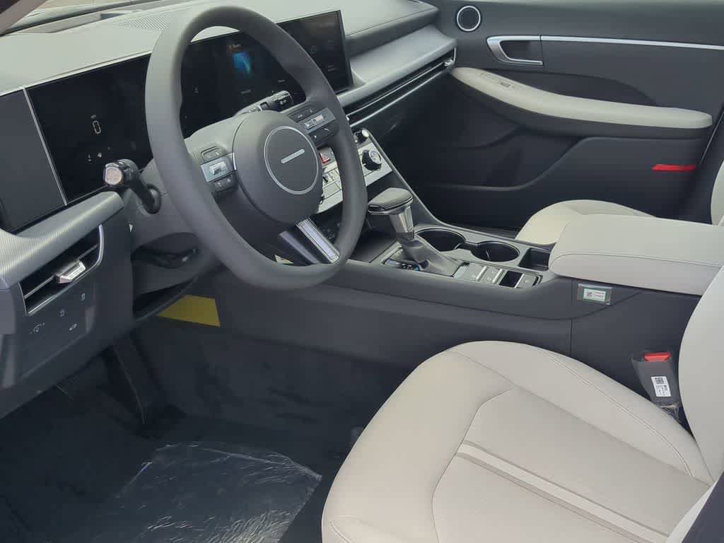 New 2026 Hyundai Sonata SE FWD image 15