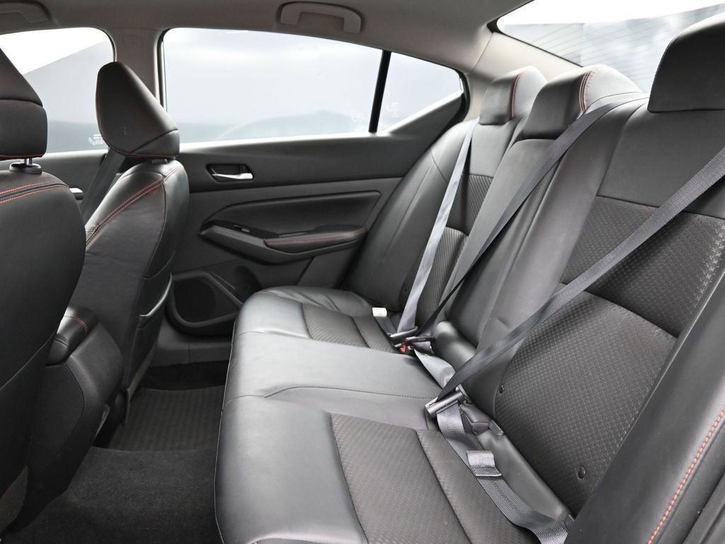 Used 2024 Nissan Altima 2.5 SR image 23