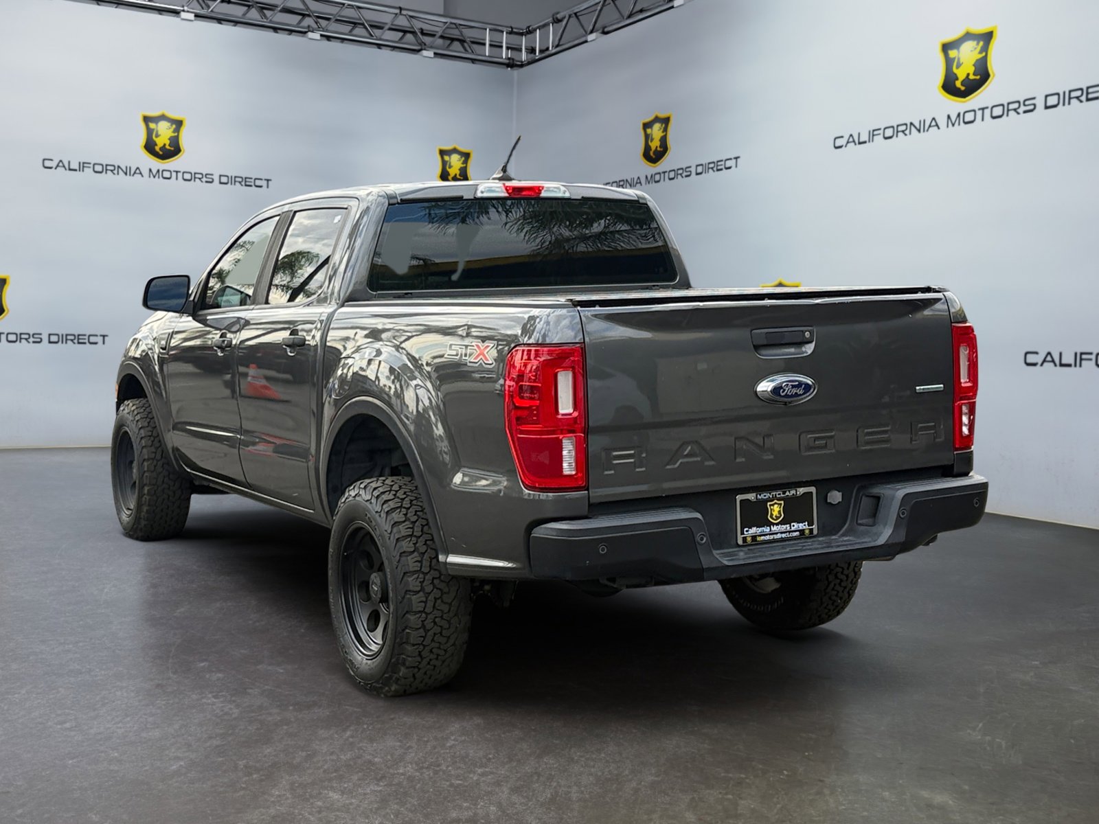 Used 2019 Ford Ranger XL w/ Equipment Group 101A Mid image 3