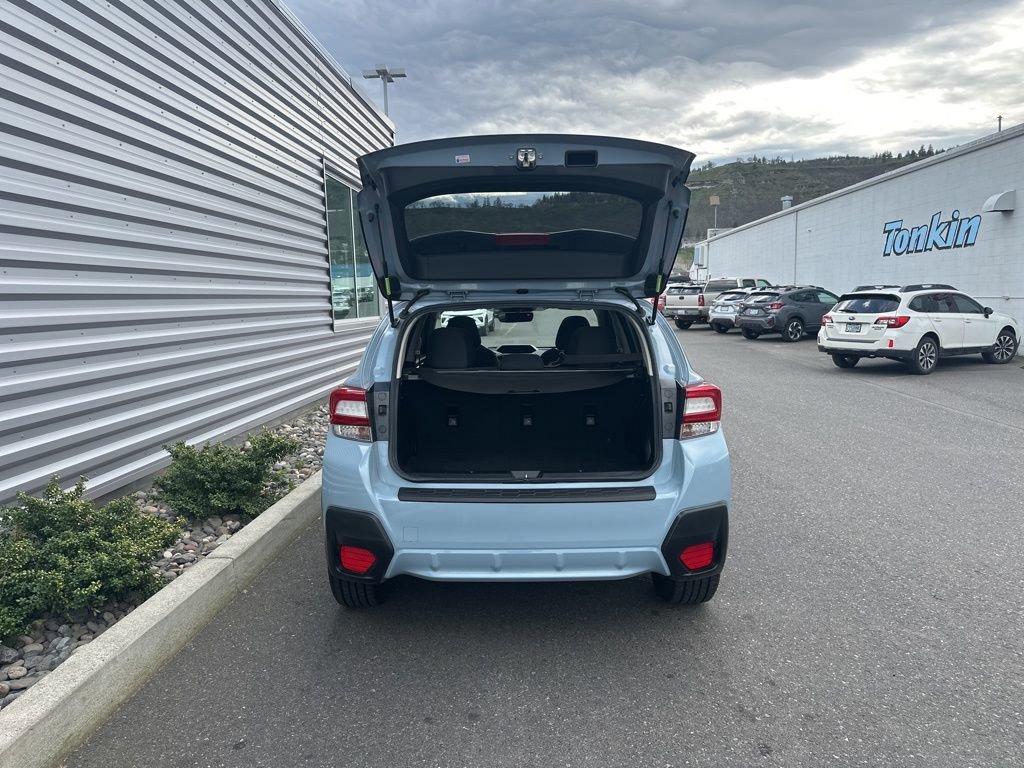 Used 2018 Subaru Crosstrek 2.0i Premium w/ Moonroof Package image 4