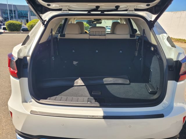 Used 2021 Lexus RX 350L Premium w/ Premium Package AWD/4WD image 11