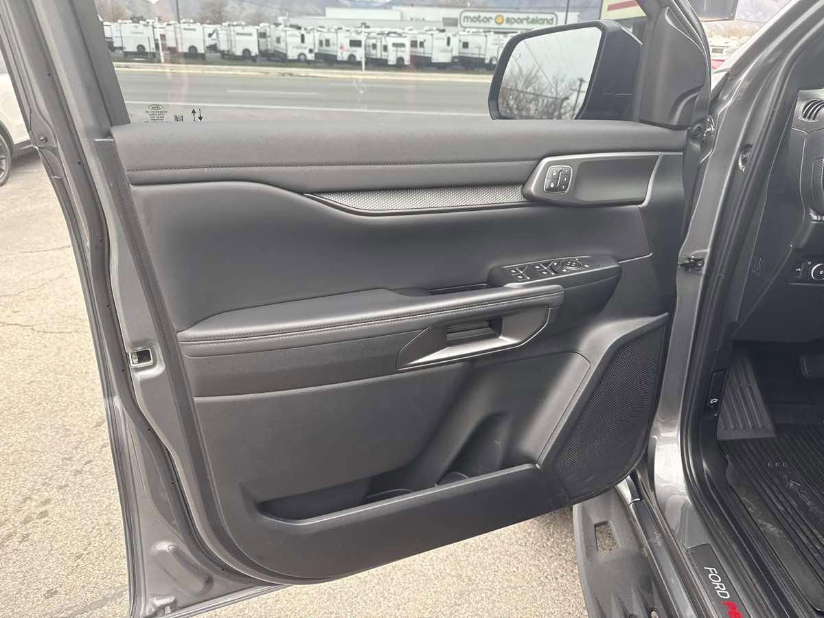 Used 2024 Ford Ranger Raptor AWD/4WD image 12