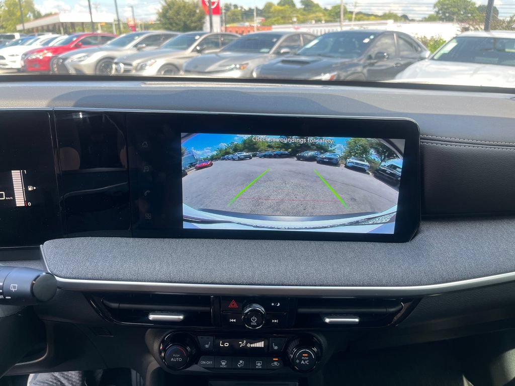 Certified 2026 Nissan Kicks SV w/ SV Premium Package FWD image 19