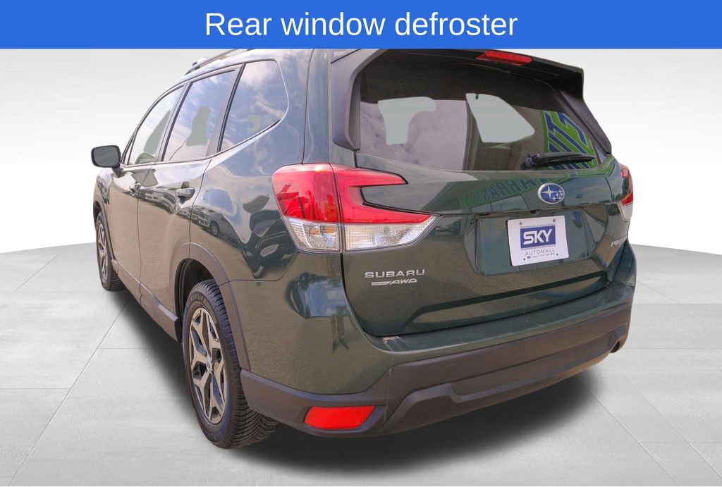 Used 2024 Subaru Forester Premium image 5