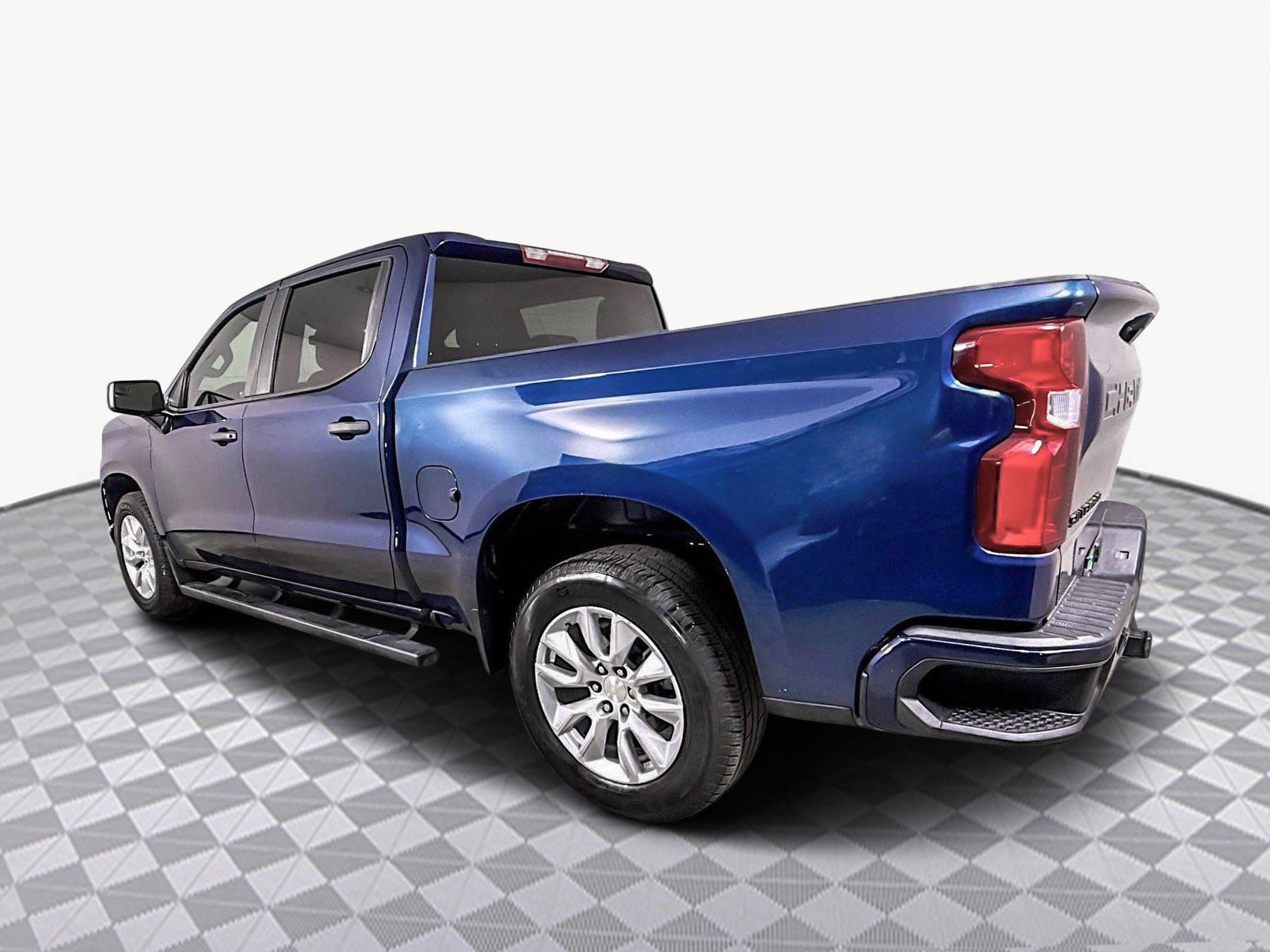 Used 2021 Chevrolet Silverado 1500 Custom w/ LPO, Dark Essentials Package image 6