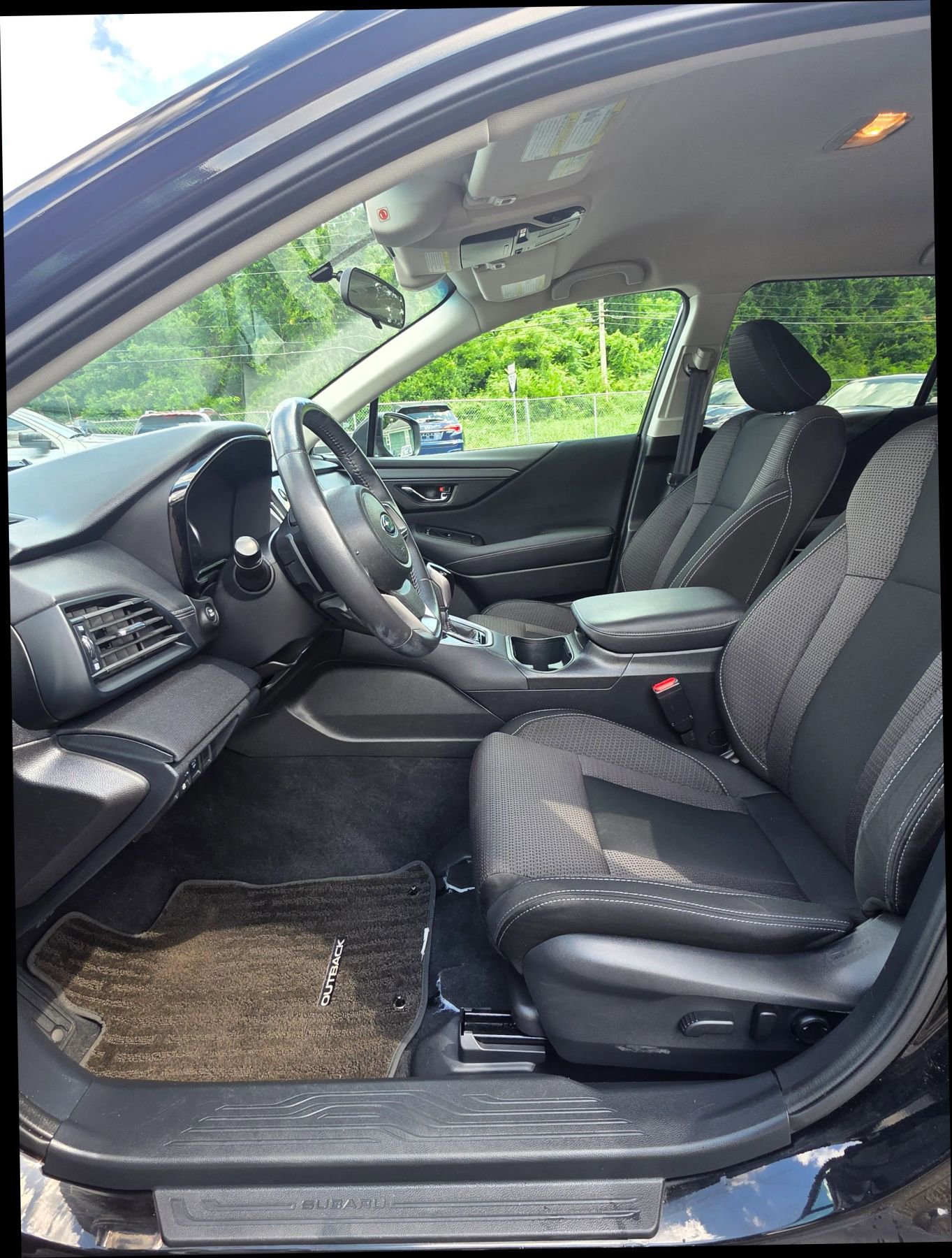 Used 2022 Subaru Outback Premium image 8