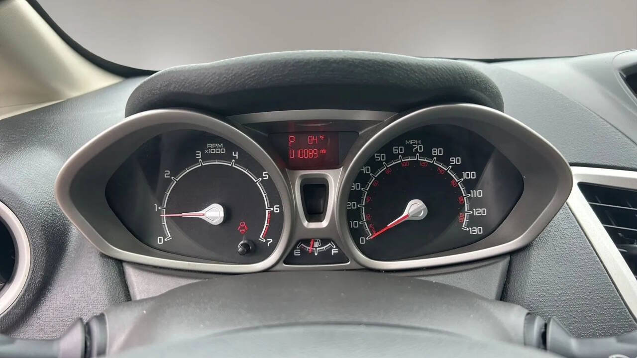 Used 2011 Ford Fiesta SE w/ 201A Rapid Spec Order Code FWD image 13