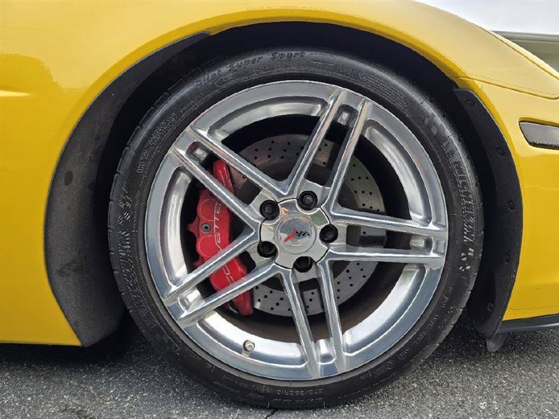 Used 2006 Chevrolet Corvette Z06 w/ Preferred Equipment Group RWD image 24