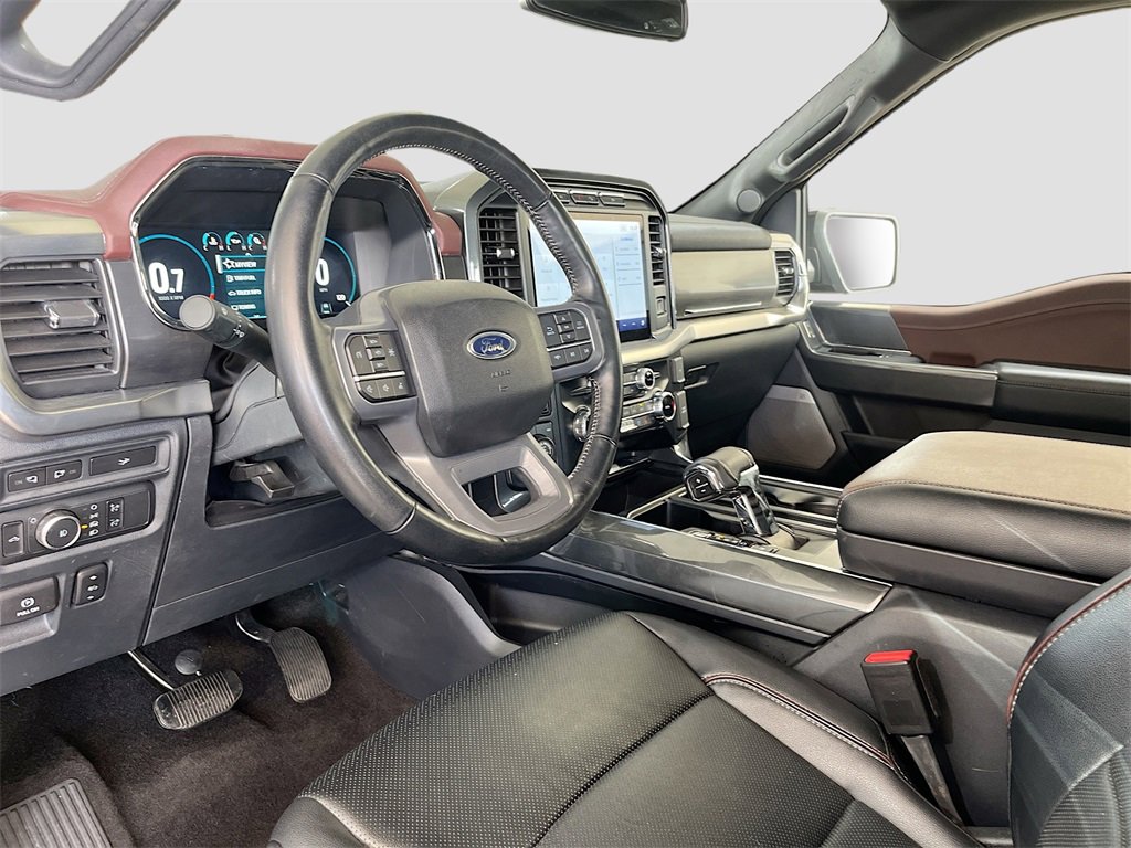 Used 2022 Ford F150 Lariat image 9