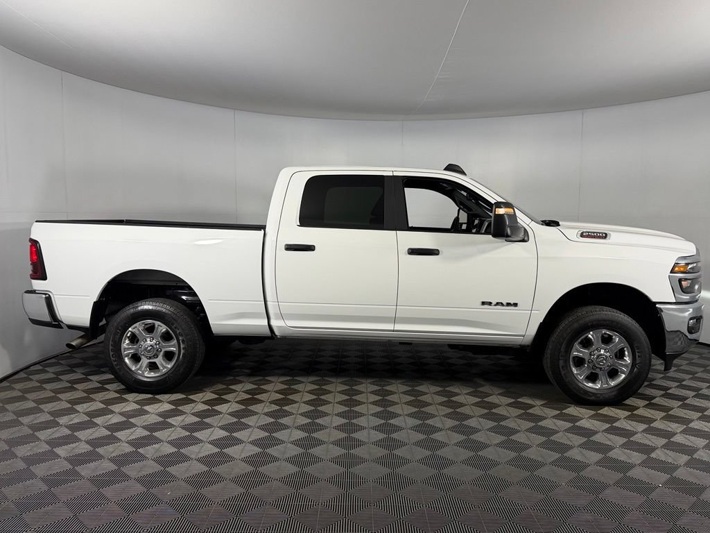 Used 2025 RAM 2500 Big Horn AWD/4WD image 5
