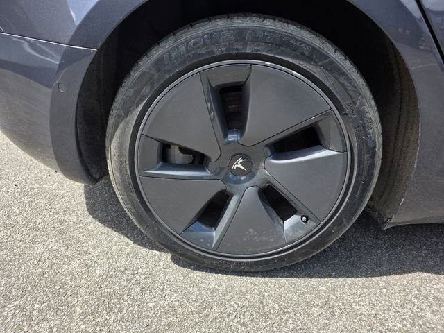 Used 2022 Tesla Model 3 Long Range image 11
