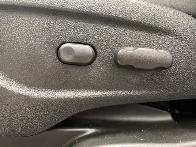 Used 2016 Buick Encore Sport Touring AWD/4WD image 12
