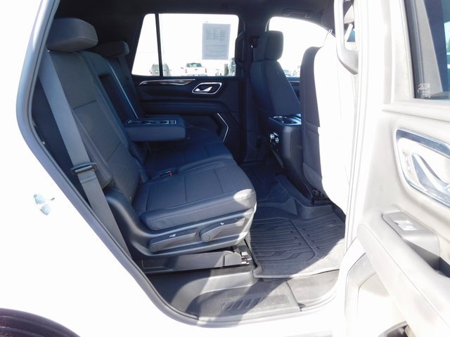 Used 2024 GMC Yukon SLE image 22