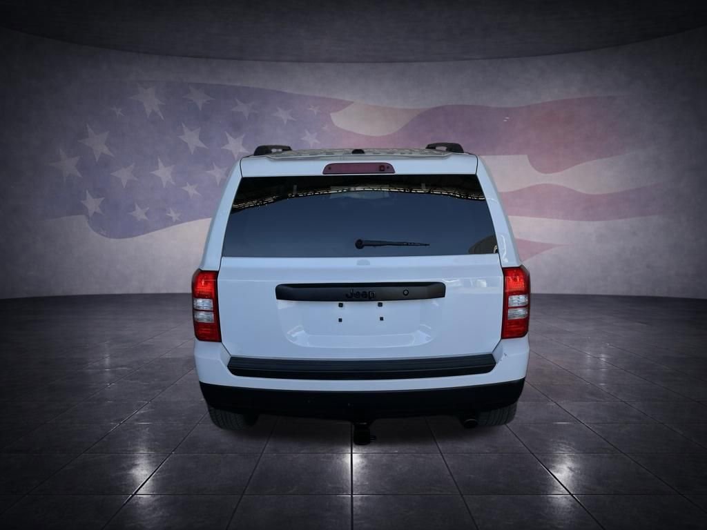 Used 2017 Jeep Patriot Sport image 4
