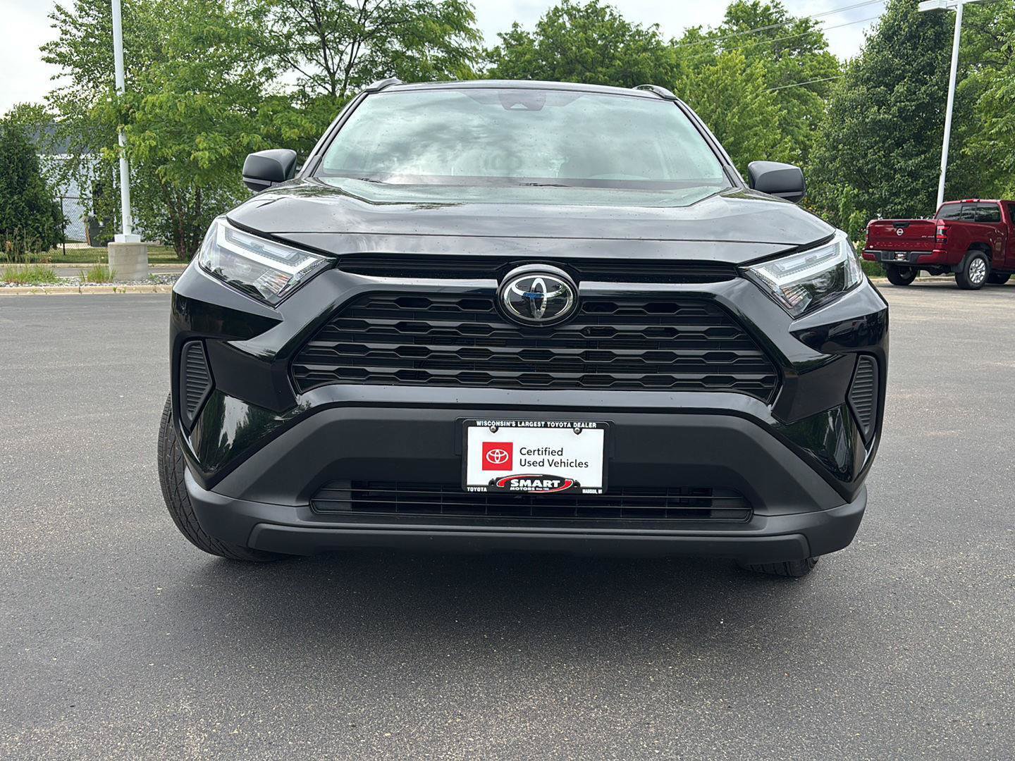 Used 2025 Toyota RAV4 LE AWD/4WD image 6