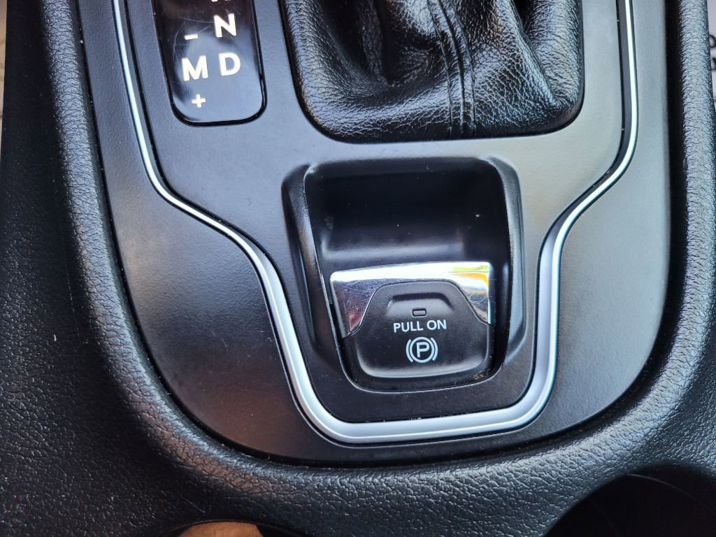 Used 2019 Jeep Cherokee High Altitude image 33