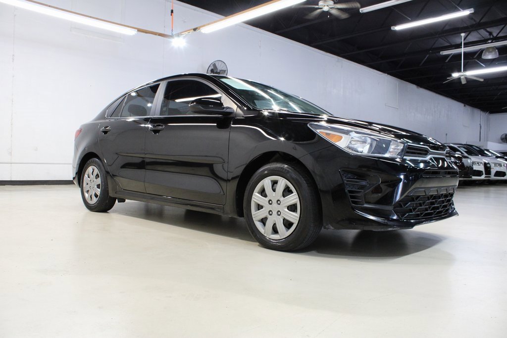 Used 2021 Kia Rio S image 2