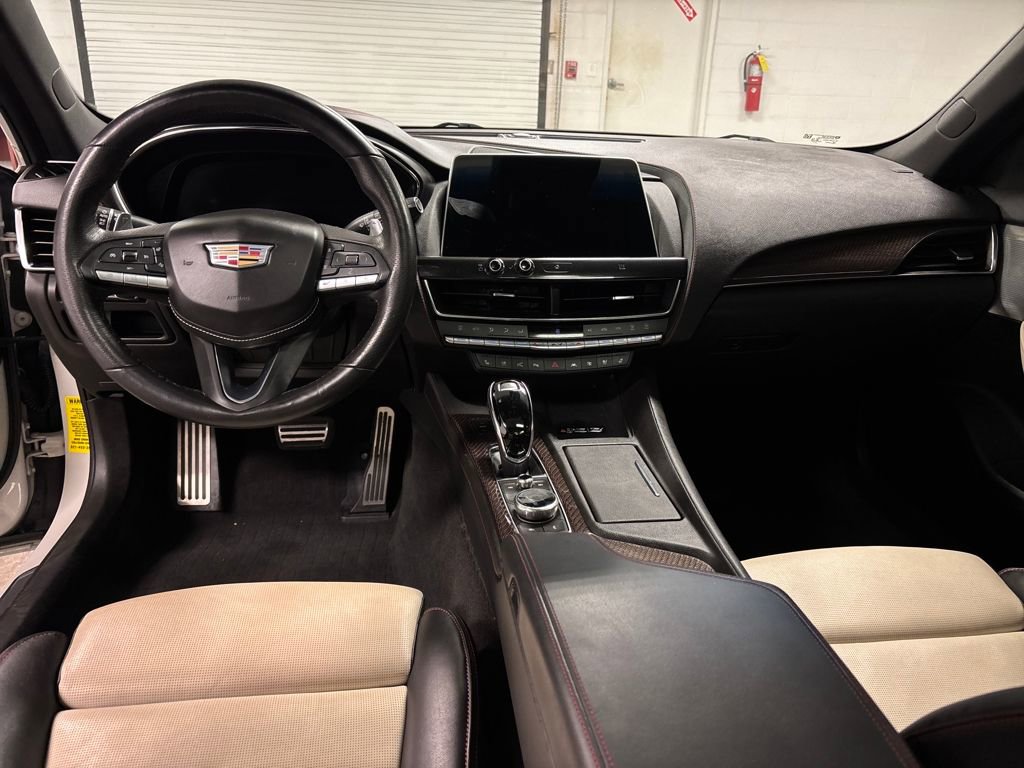 Used 2021 Cadillac CT5 V w/ Premium Package image 31